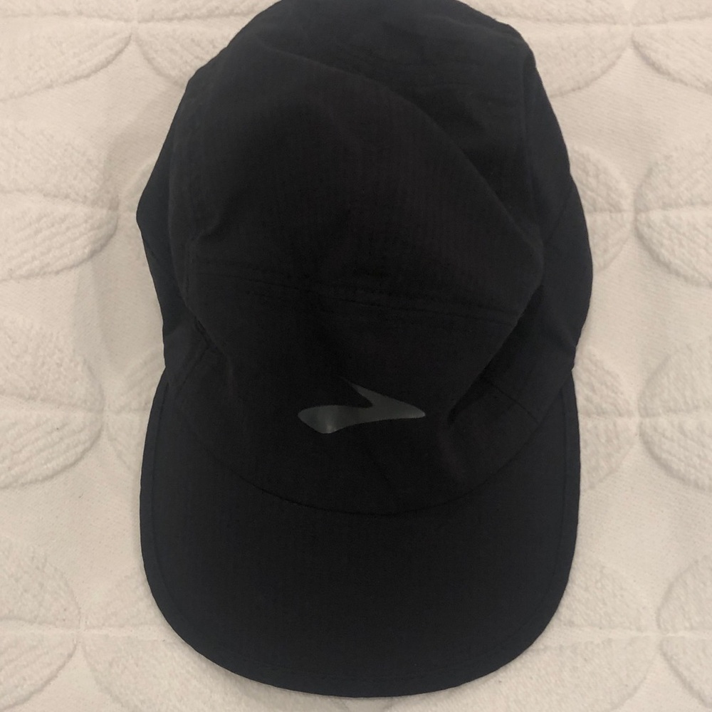 Brooks Hat